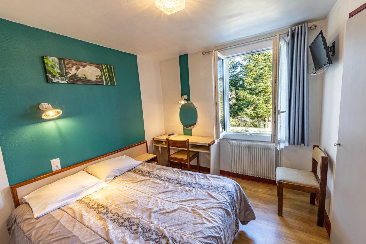 Le Clos Grand Pradines  Bagian luar foto